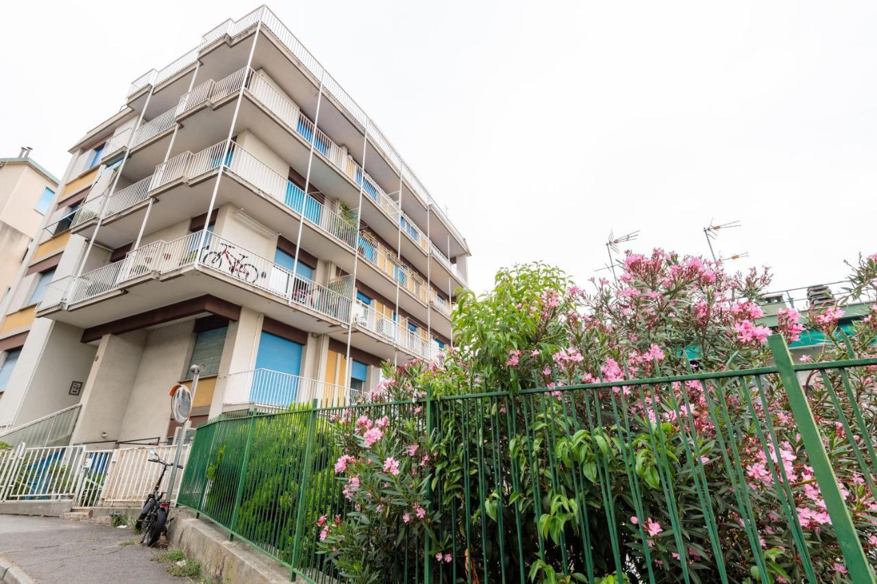 Modern Flat 250 Mt From The Sea - Albissola Marina Διαμέρισμα Εξωτερικό φωτογραφία