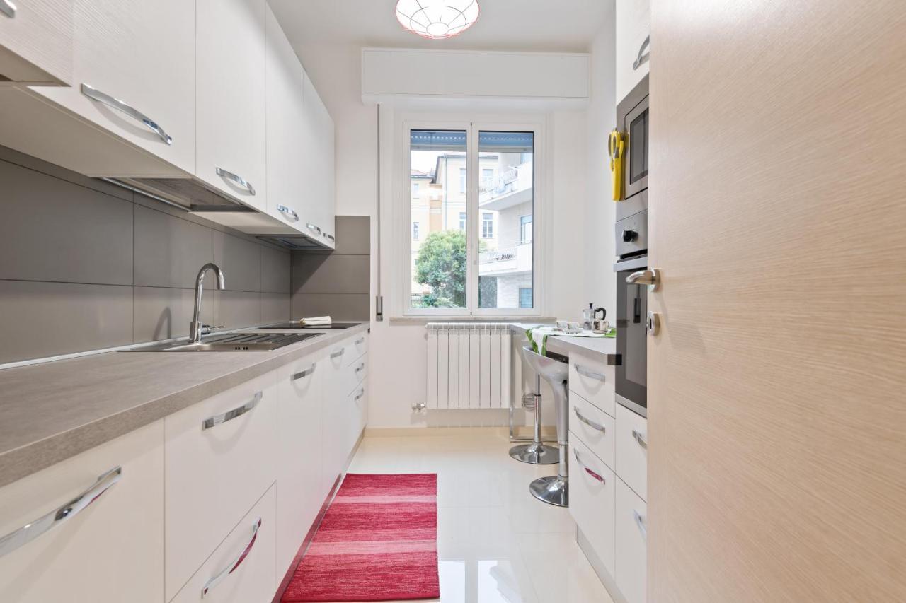 Modern Flat 250 Mt From The Sea - Albissola Marina Διαμέρισμα Εξωτερικό φωτογραφία
